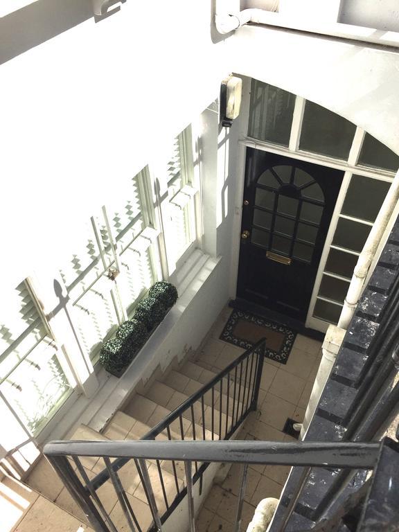 Victoria Station Apartment Londra Exterior foto