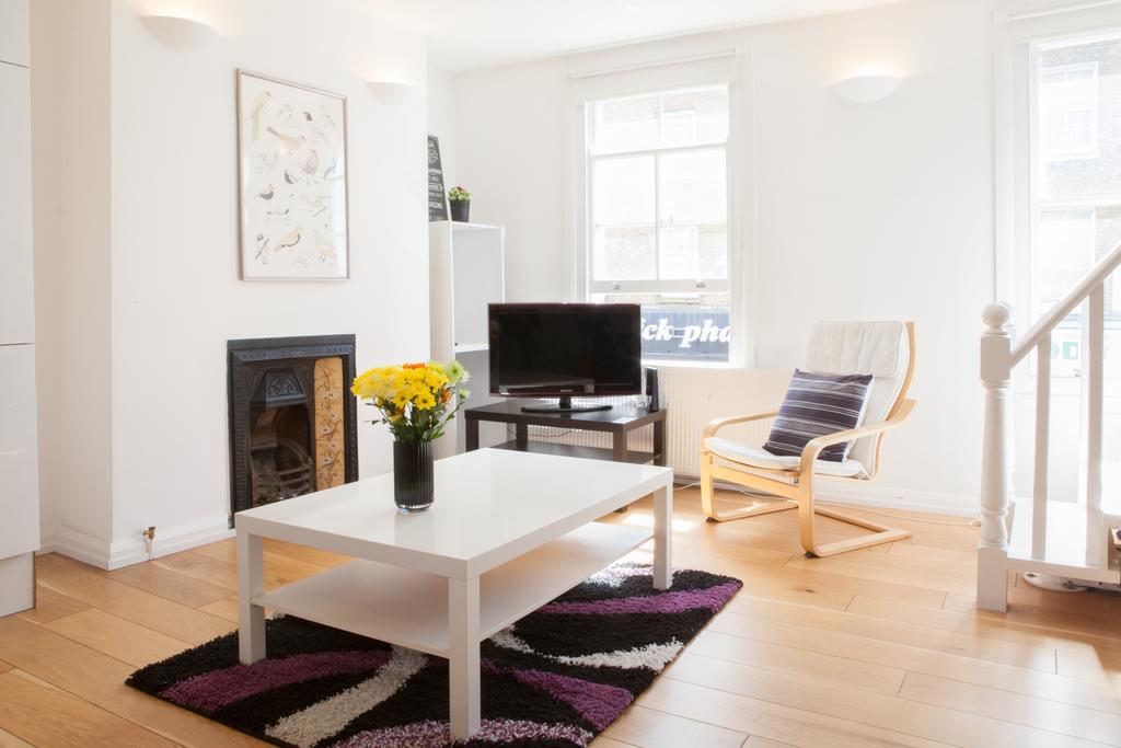 Victoria Station Apartment Londra Exterior foto