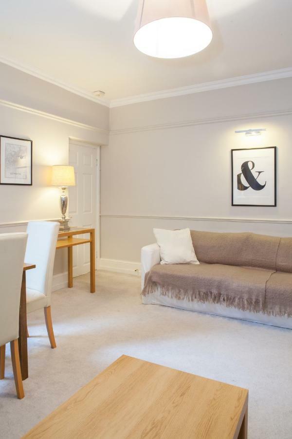 Victoria Station Apartment Londra Exterior foto