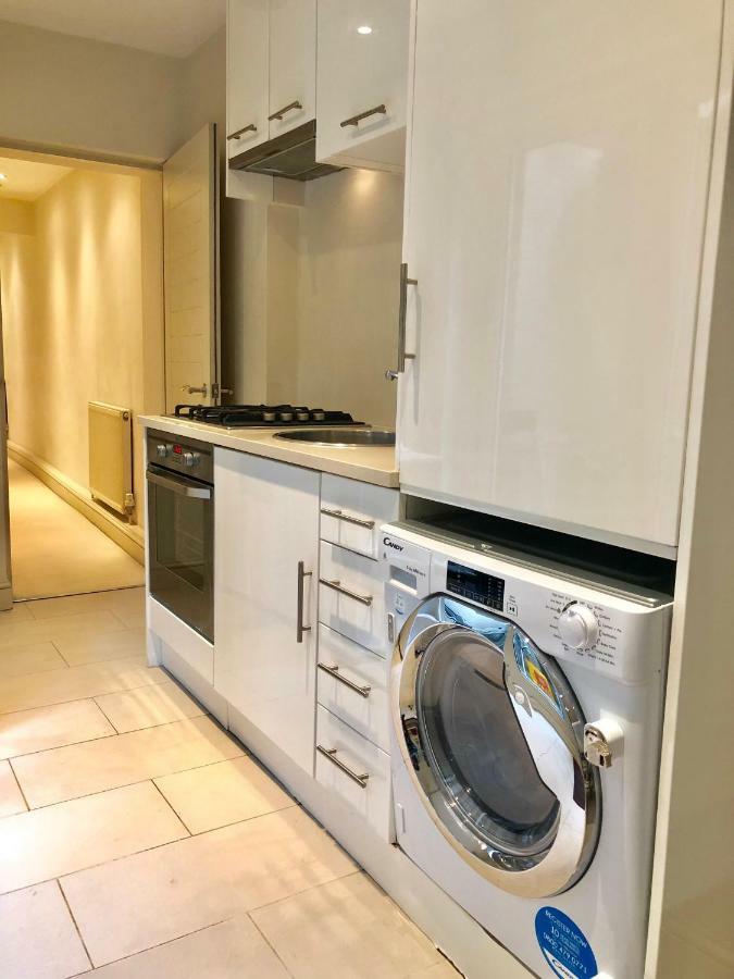 Victoria Station Apartment Londra Exterior foto